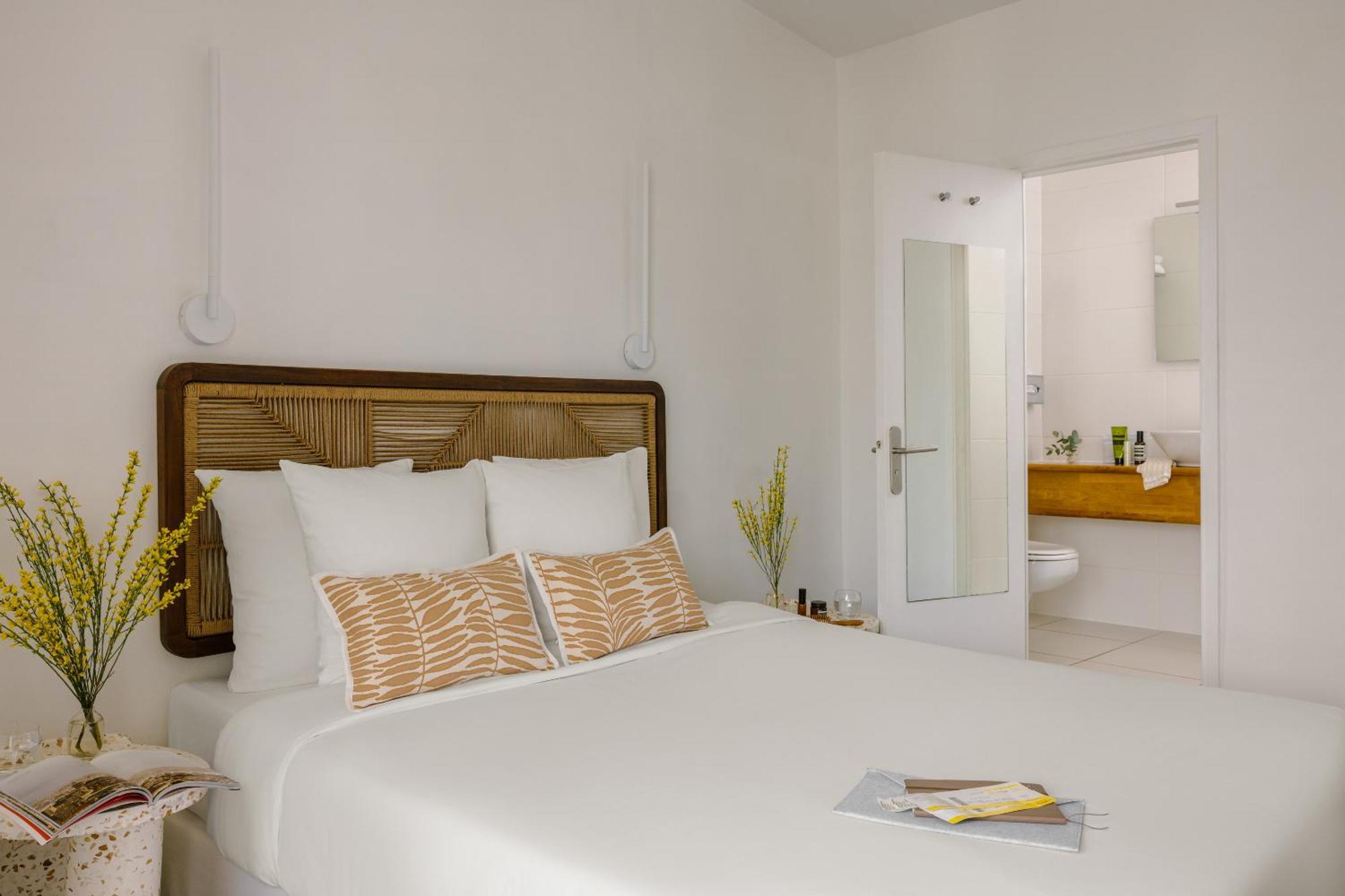 Yelo Lumiere Powered By Sonder Hotel Cannes Bilik gambar