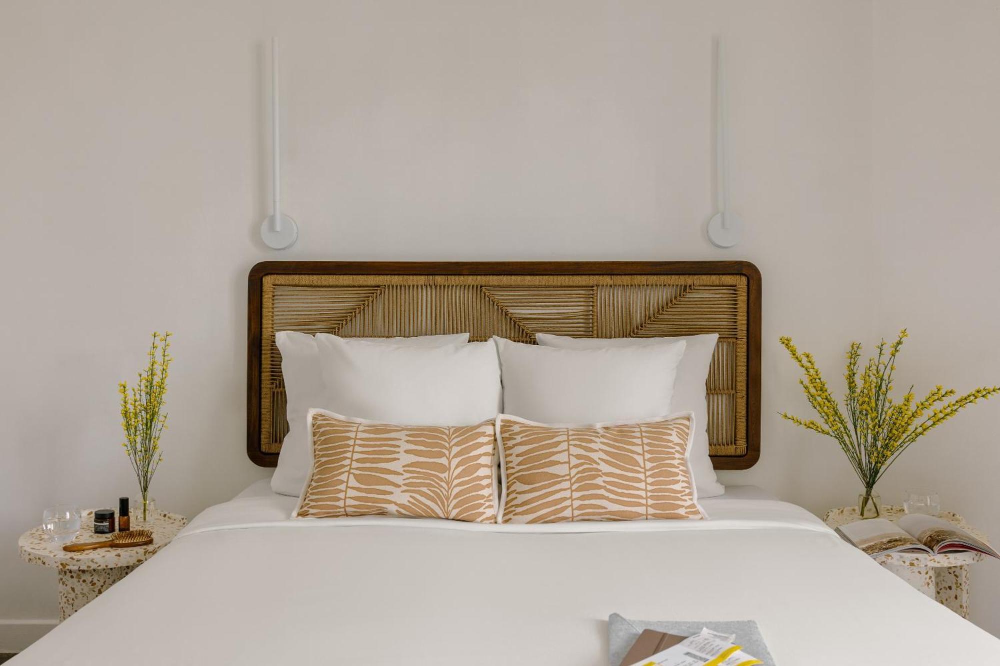 Yelo Lumiere Powered By Sonder Hotel Cannes Bilik gambar