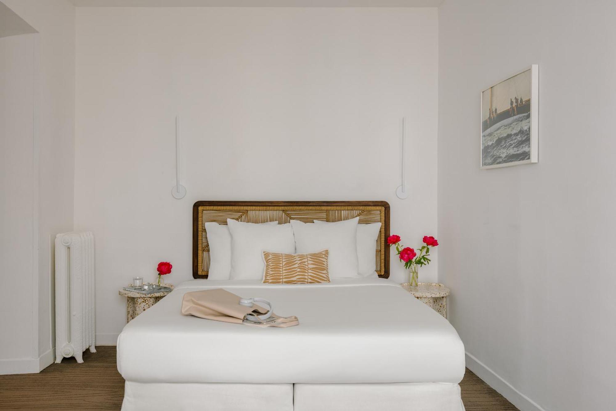 Yelo Lumiere Powered By Sonder Hotel Cannes Bilik gambar