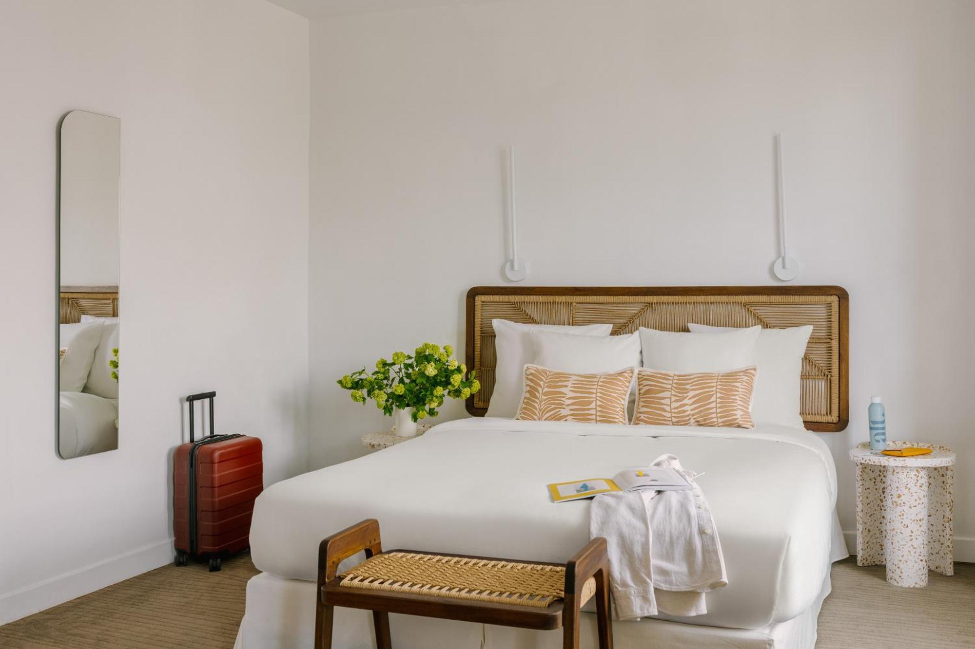 Yelo Lumiere Powered By Sonder Hotel Cannes Bilik gambar