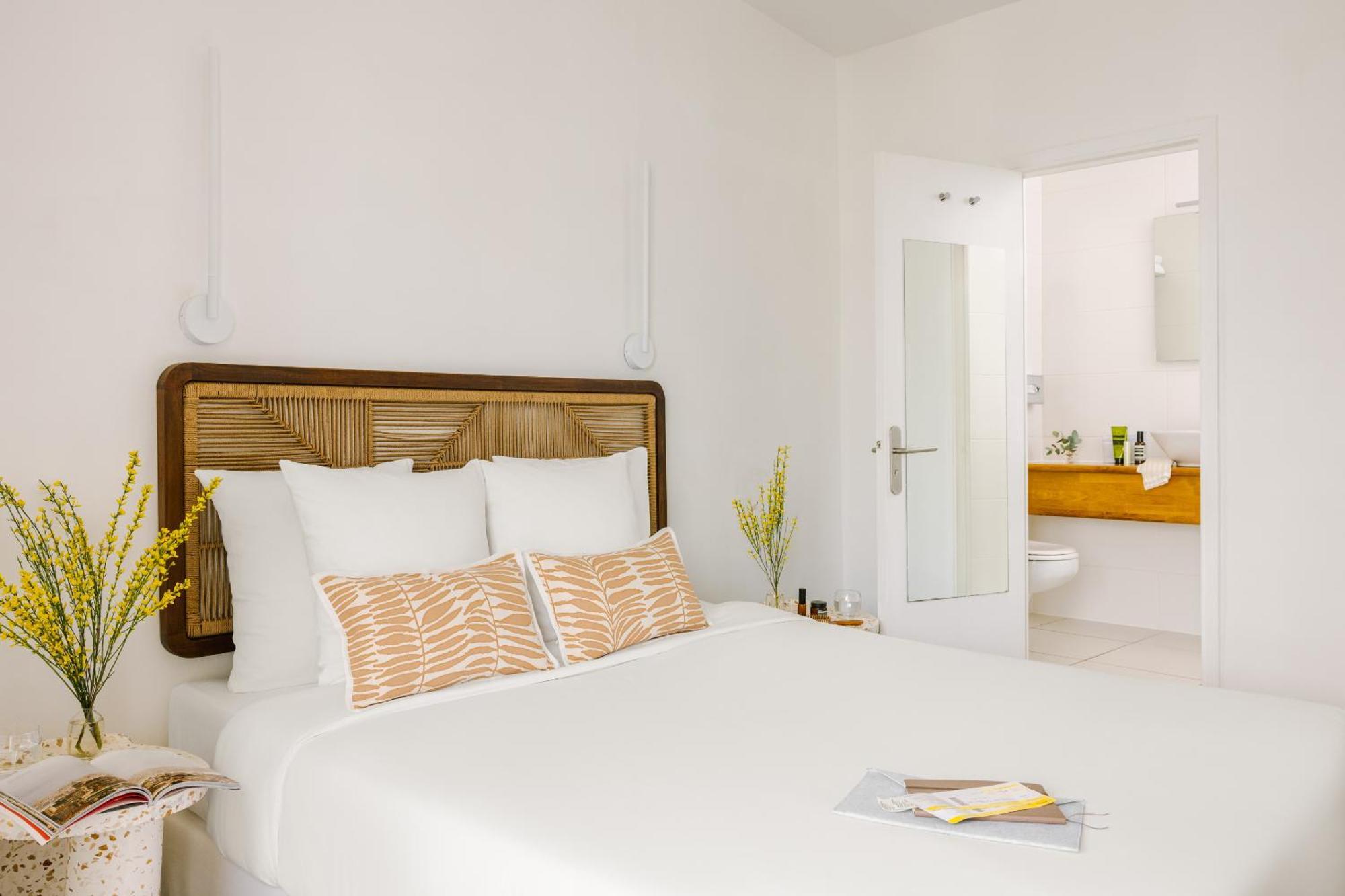 Yelo Lumiere Powered By Sonder Hotel Cannes Bilik gambar